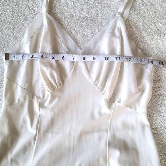 Vintage Seamprufe Nylon Full Slip Size 36 with Sheer Edging - Picture 5 of 10